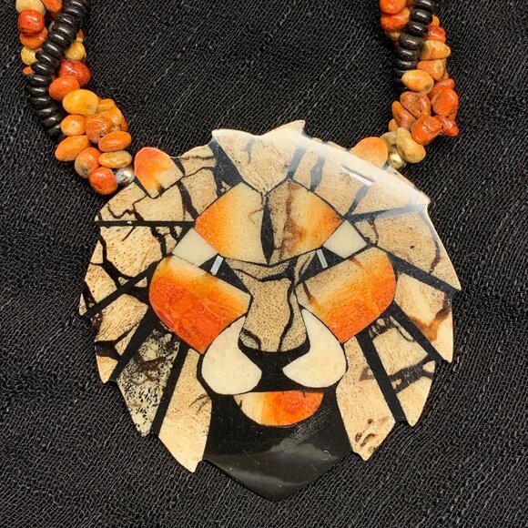 Big Lion Head Lee Sands Vintage Apple Coral Inlay & Resin Beaded Necklace J816 - Picture 4 of 10